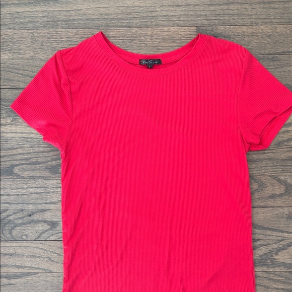 Splash Vibrant Pink Ribbed Women's Top - Picture 2 of 9